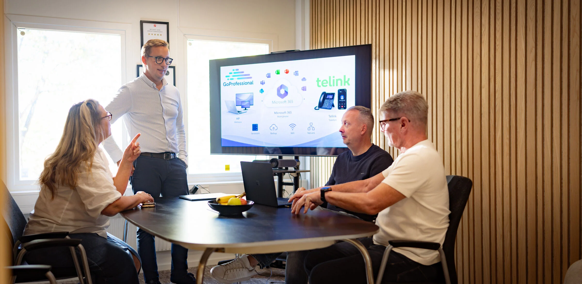 Möte i konferensrummet hos GoProfessional
